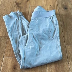 Athleta Trekkie Crop pant